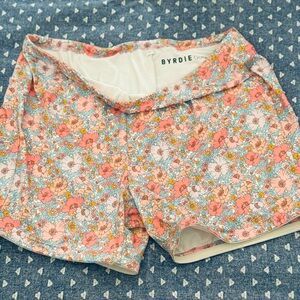 Byrdie Golf shorts size L